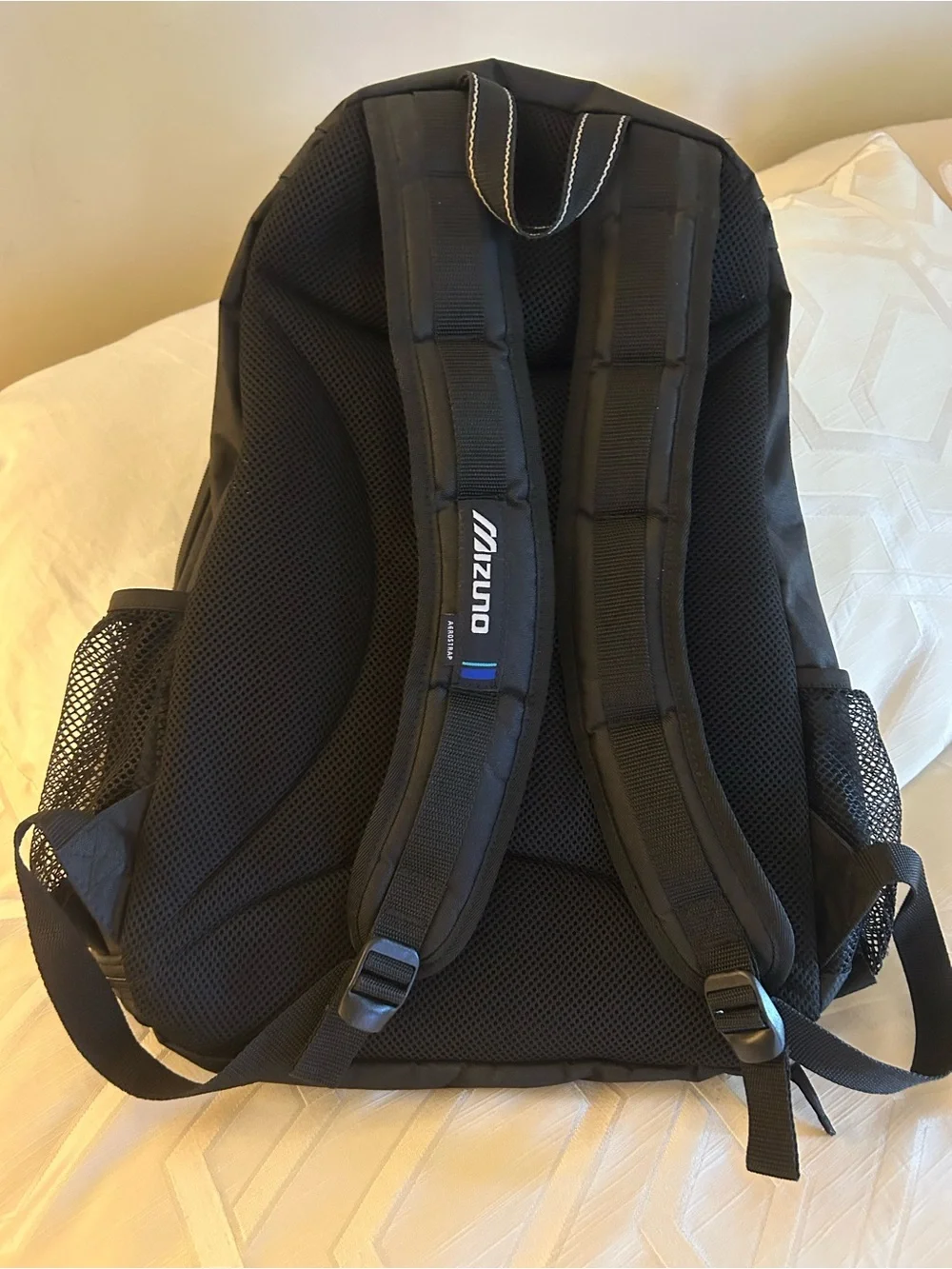 Mizuno spacious backpack